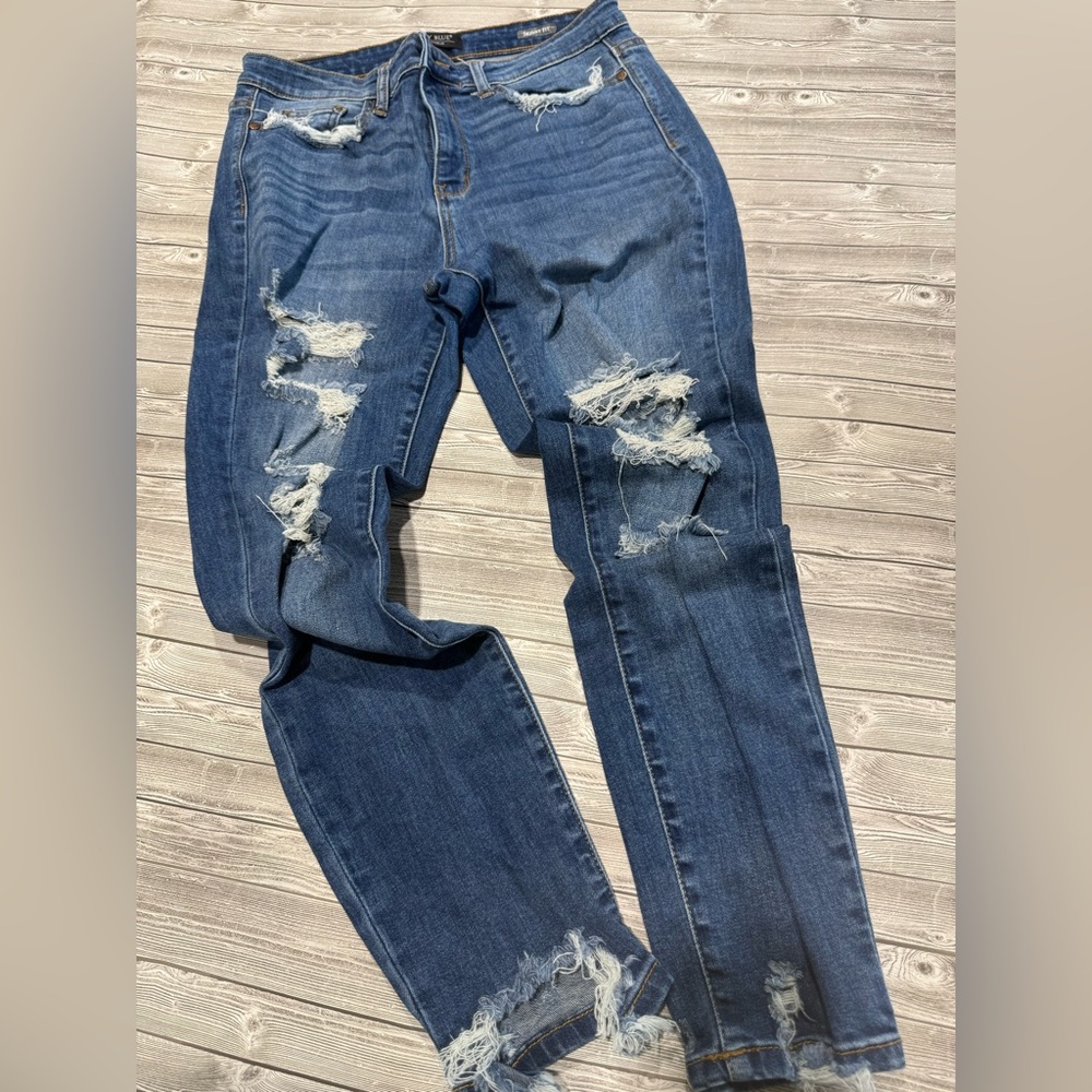 Judy Blue skinny size 11/30